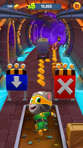 Talking Tom Gold Run screenshot 5